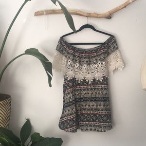 Off the Shoulder Sun Dress with Lace size M